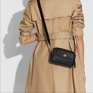 Coach Willow Camera Shoulder Bag